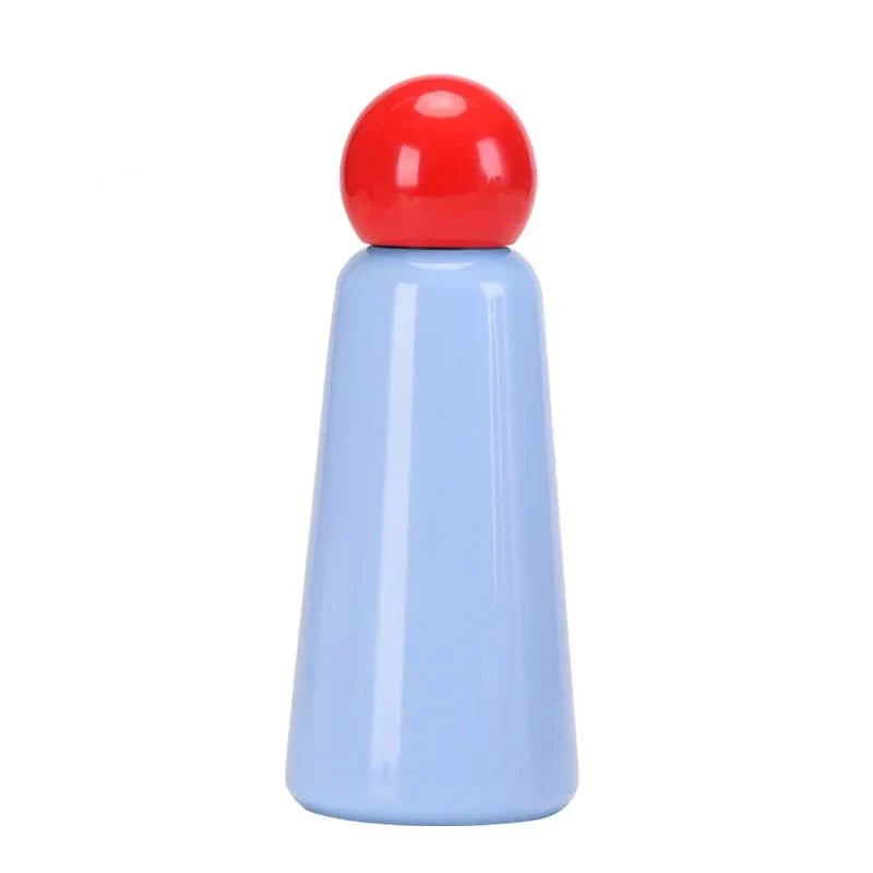 Thermal insulated bottle maintaining beverage temperature