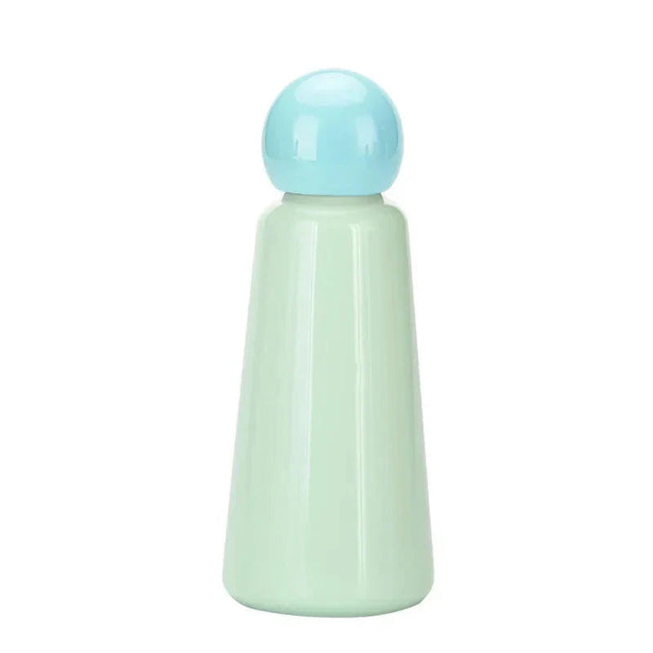 Sleek 500 ml stainless steel water bottle lifestyle view
