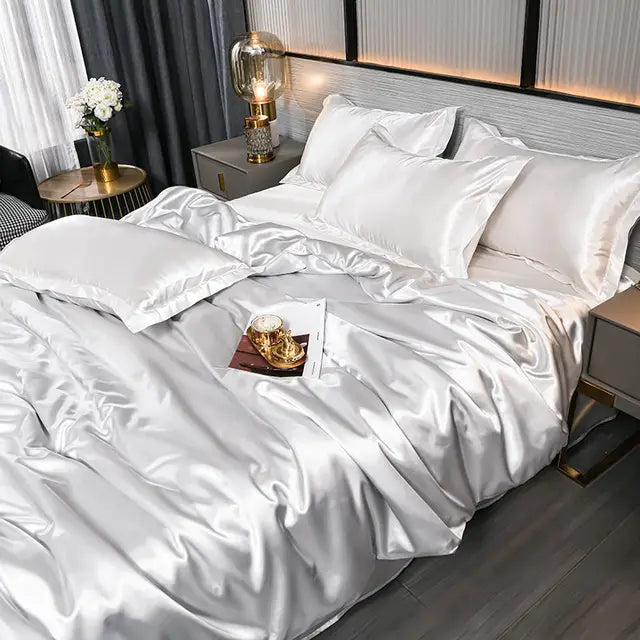 Wrinkle-resistant satin duvet cover set highlighting premium home textiles