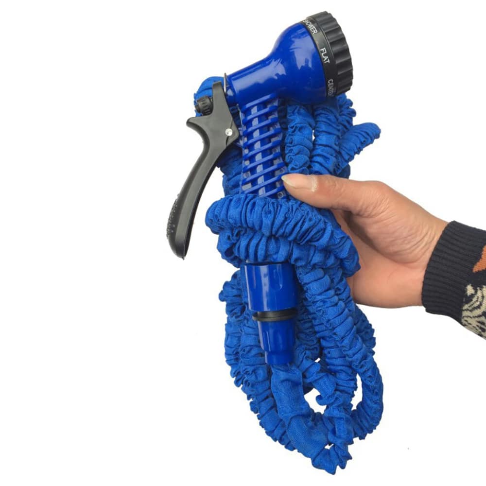 Lightweight flexible hose used efficiently as a car wash tool