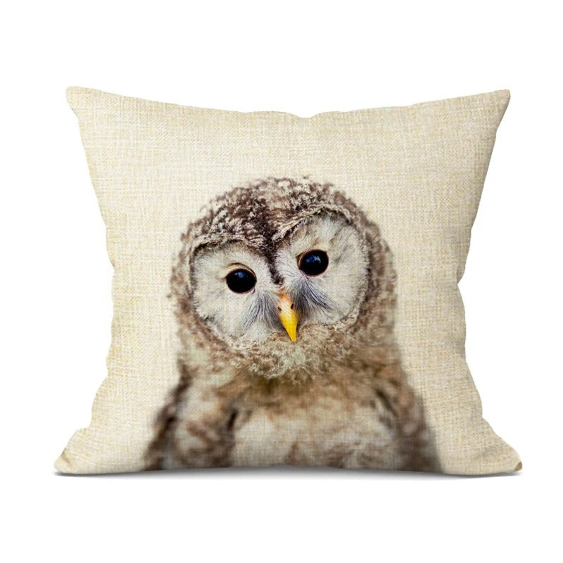 Decorative cushion cover featuring a close-up portrait of an owl