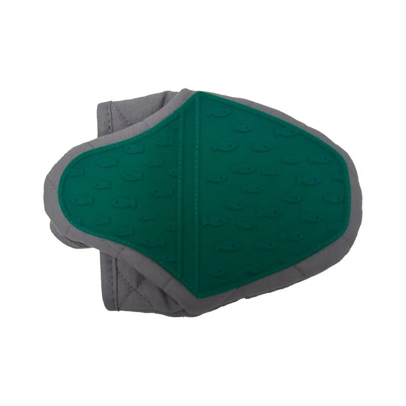 Flexible silicone baking accessory and heat resistant mitt in use