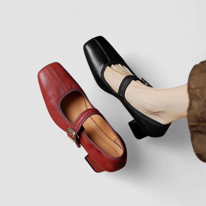 Women's black orthopedic Mary Jane shoes with supportive block heel