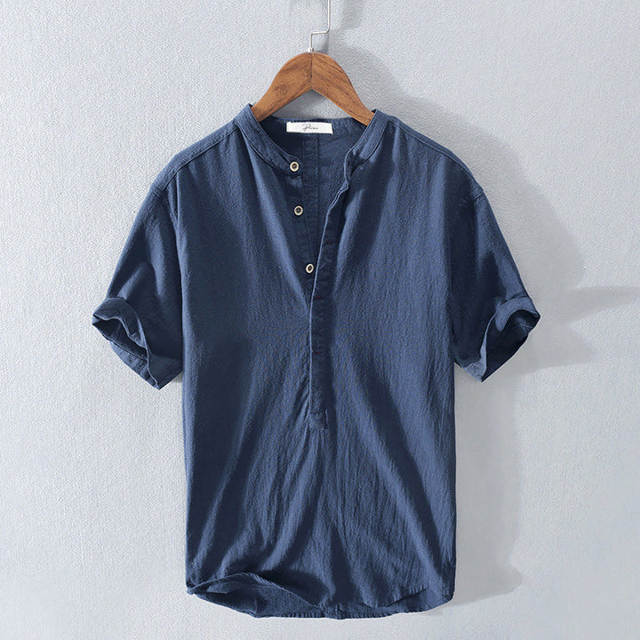 Mens breathable summer short sleeve shirt in casual style for holiday fashion