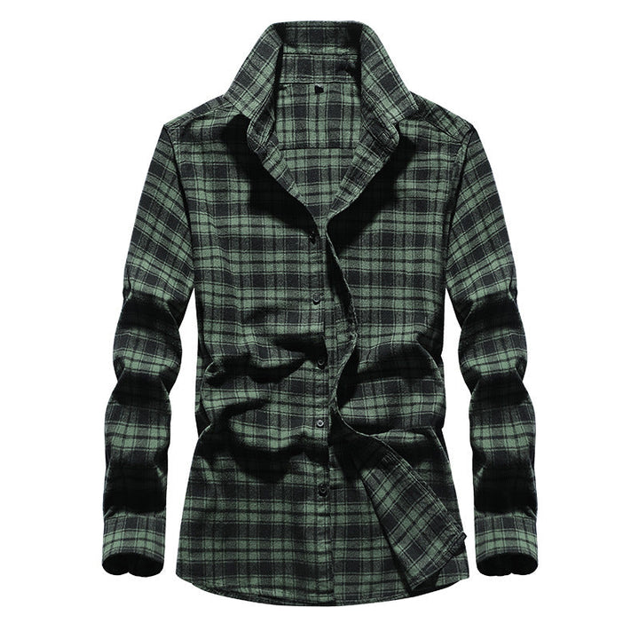 Comfortable long sleeve mens flannel shirt with classic pattern