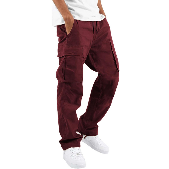 Comfortable elastic waistband and drawstring detail on streetwear joggers