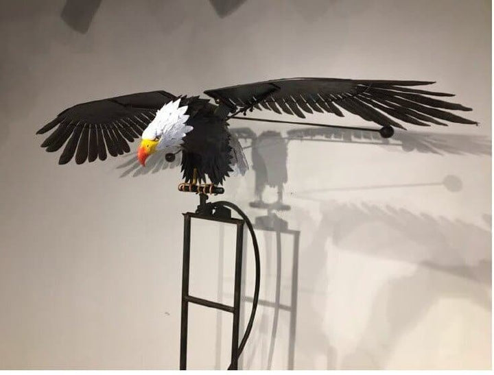 Outdoor sculpture metal bird wind spinner for patio accessory