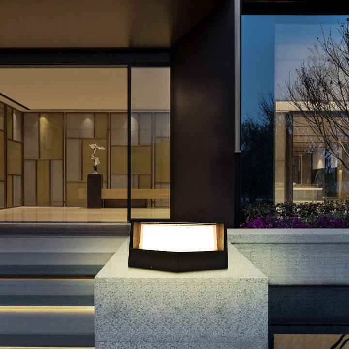 Durable aluminium lighting fixture for modern outdoor decor and security