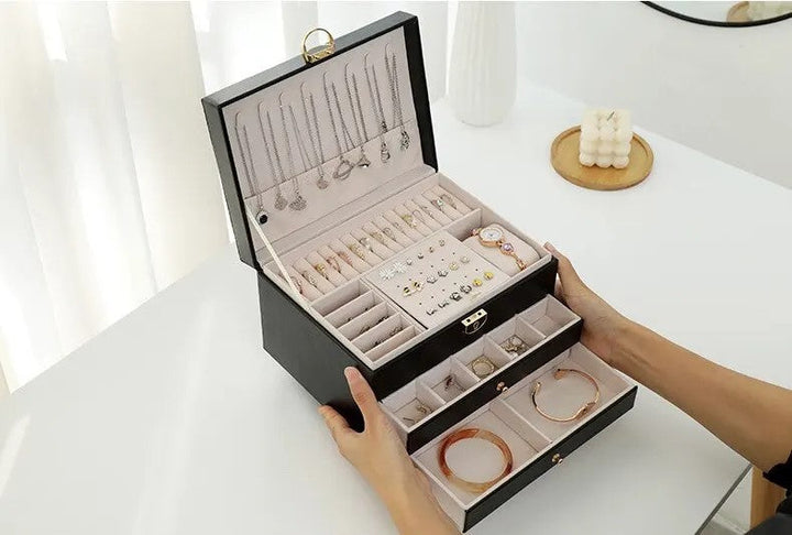 Removable dividers inside the multitier storage organizer