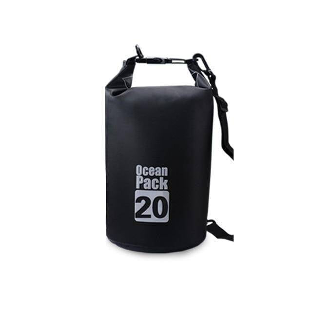 Secure buckle closure on a waterproof dry bag for boating and river trips