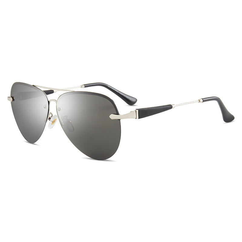 Trendy aviator sunglasses showcasing lightweight metal frame and sleek look