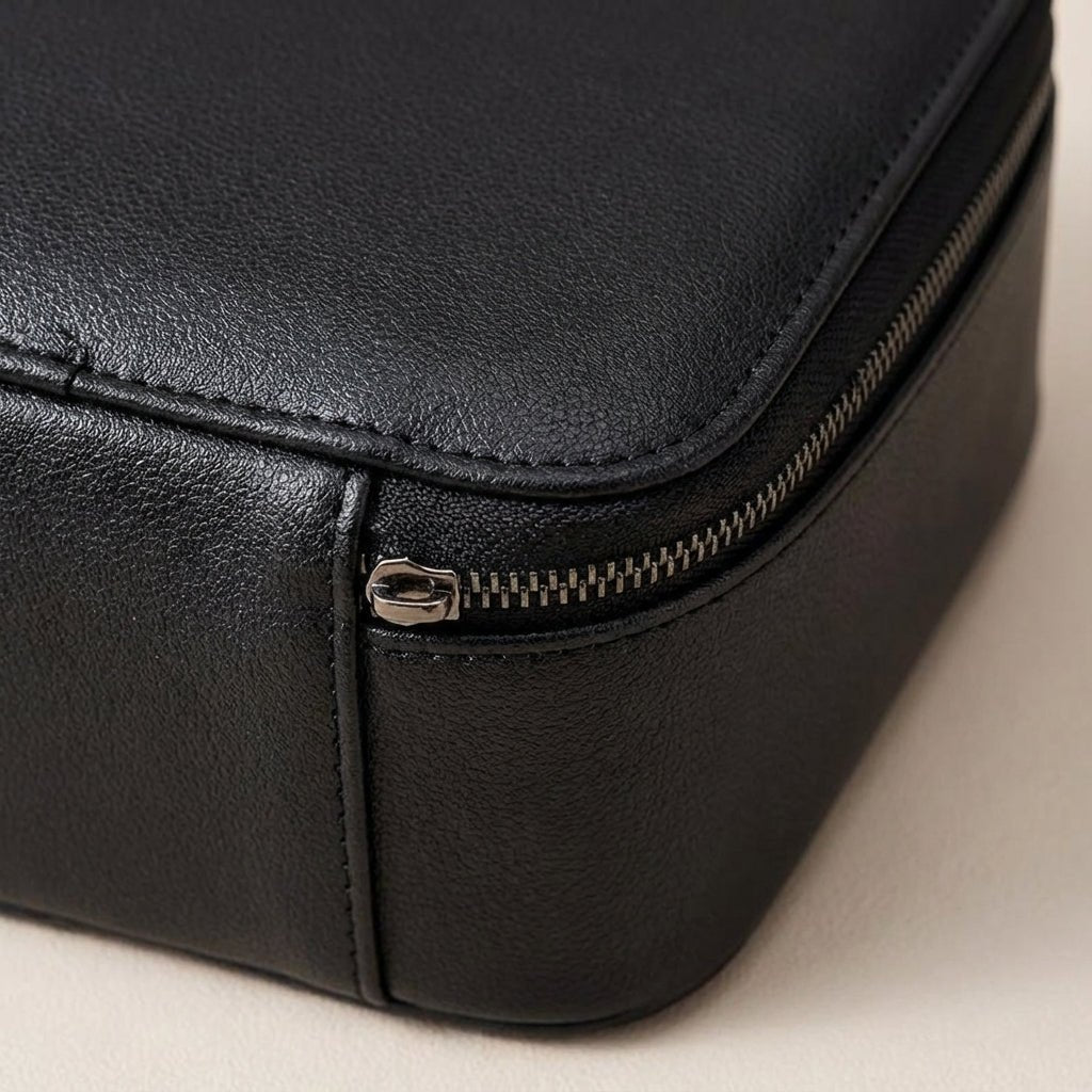 Portable makeup case with USB rechargeable battery for travel
