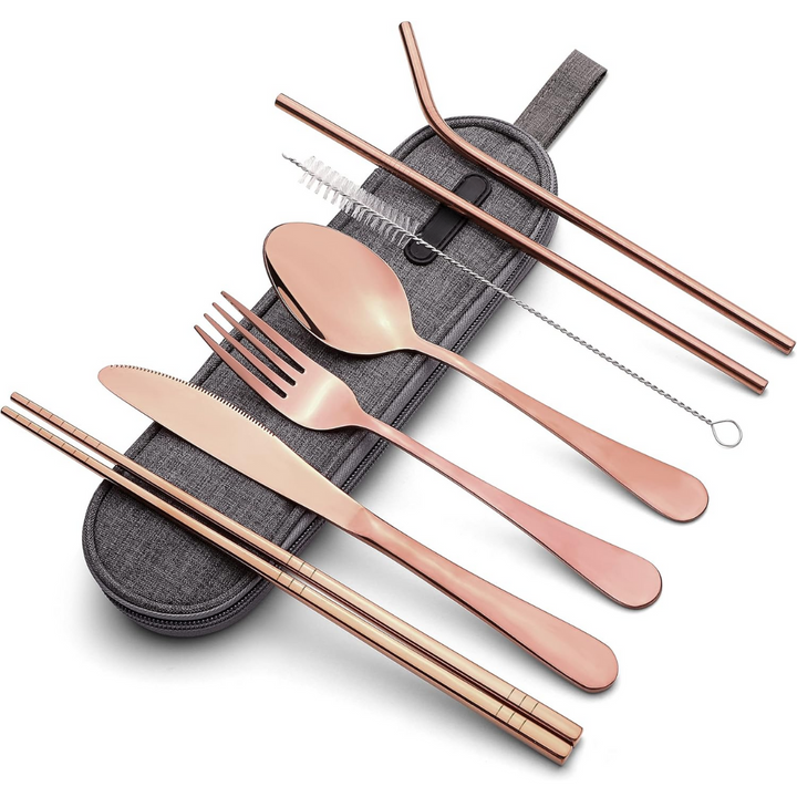 Portable stainless steel cutlery set in rose gold with travel case