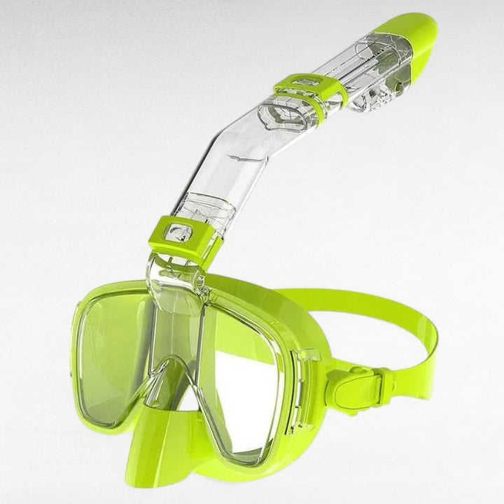 Swimming equipment snorkel mask with adjustable straps for secure fit
