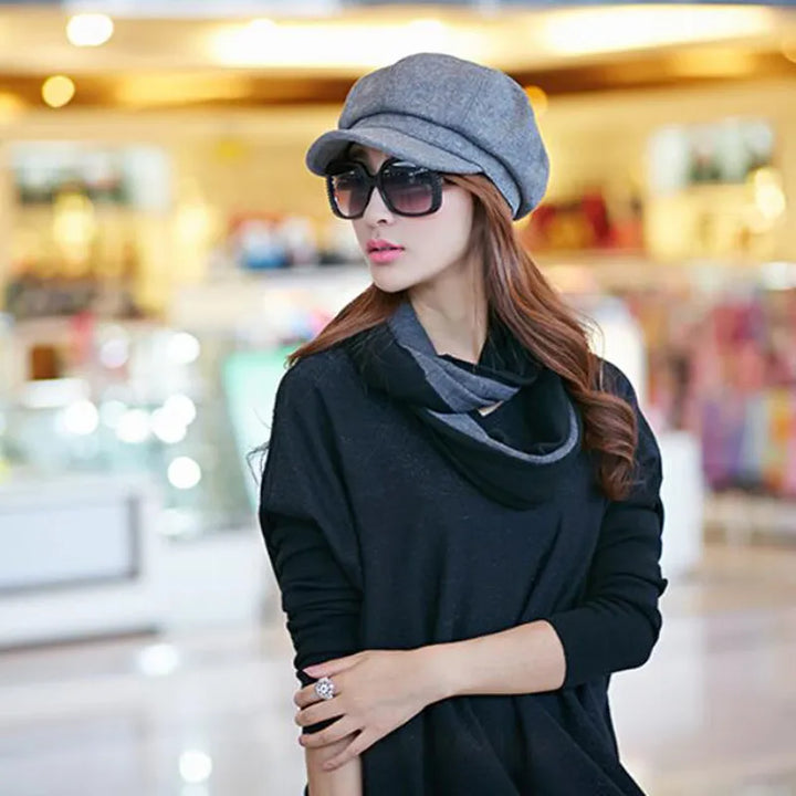Black women's retro balloon hat Verna, classic vintage cap