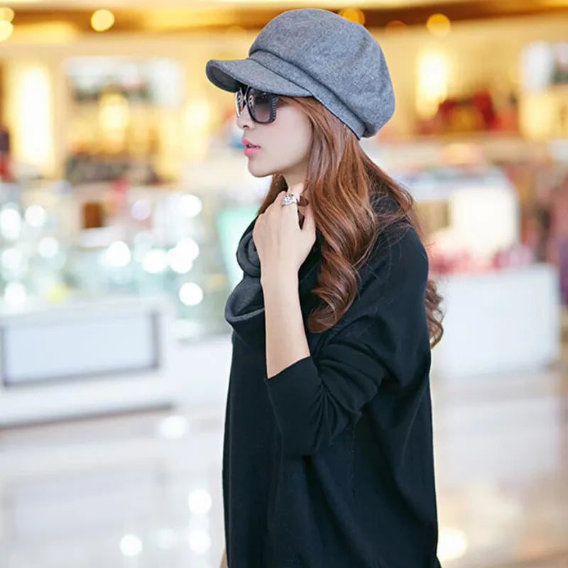 Assorted colors of women's retro balloon hat Verna collection