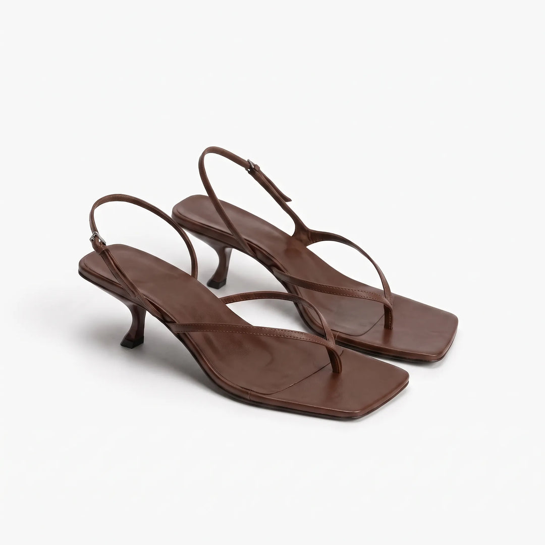 Summer footwear retro slingback sandals with a trendy square toe and kitten heel