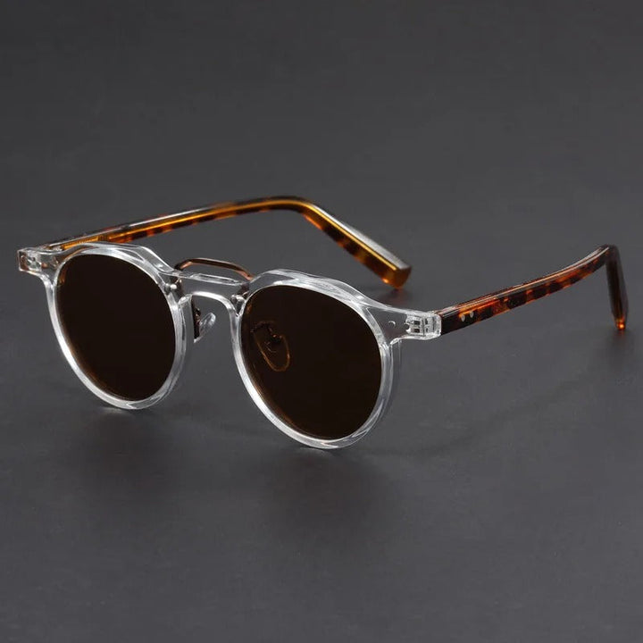 Unisex retro sunglasses featuring UV400 protection lenses and vintage frames