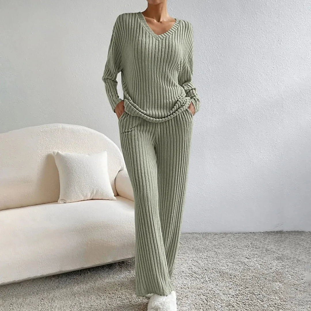 Detailed shot of knit fabric texture on the womens matching set