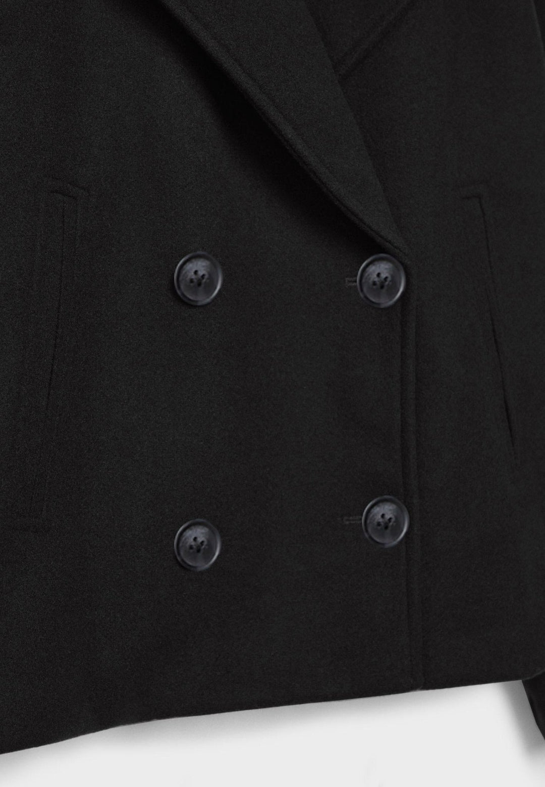 Trendy layering jacket combining classic tailoring with a cropped fit