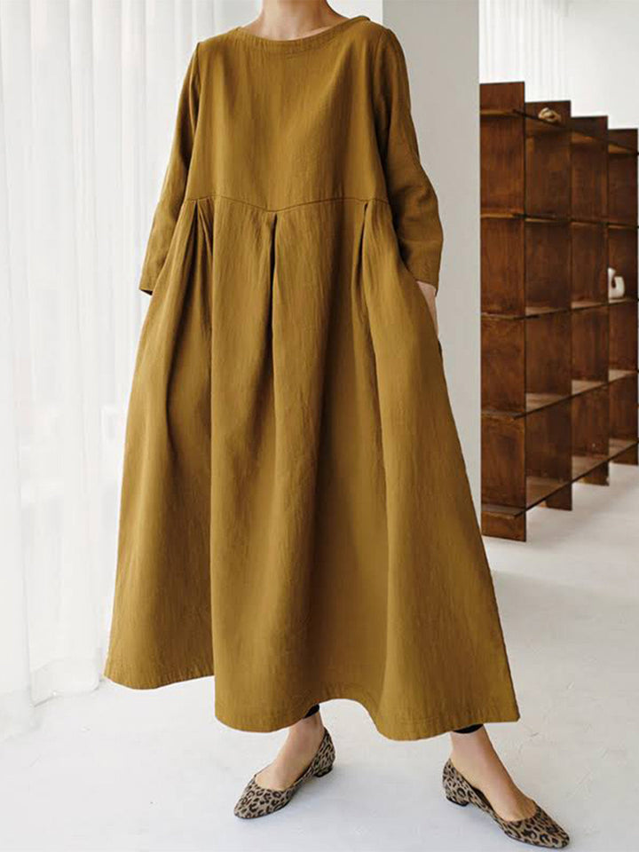 Side view of women's casual oversized maxi dress with pockets in summer style