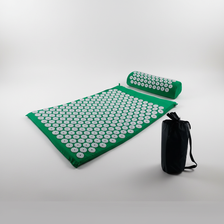 Spikelyn green acupressure therapy mat set with travel bag