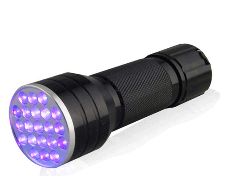 Ultraviolet flashlight 395nm LED blacklight for detecting pet urine stains on carpets