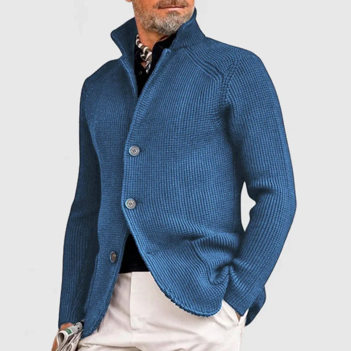Trendy men's knitted cardigan jacket with pockets in a casual outerwear style