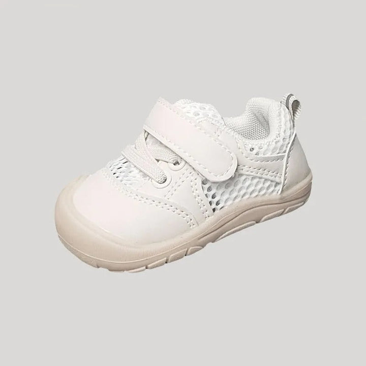 Kids lightweight breathable footwear with adjustable strap closure