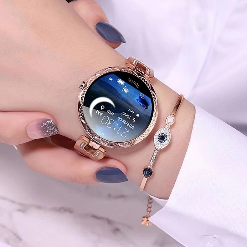 Stylish waterproof smartwatch displaying fitness data and notifications