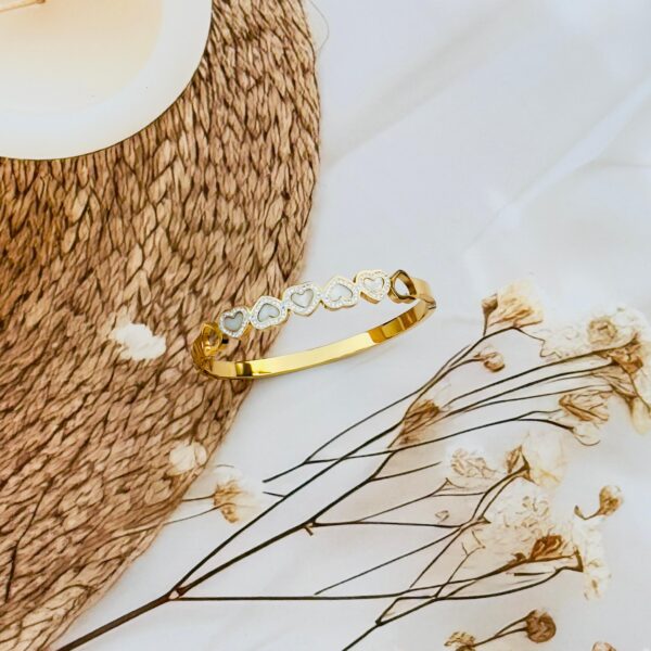 24K gold plated Anti tarnish Openable bracelet – Premium Stainless Steel | Daily Wear | Waterproof & Anti-Tarnish ✨