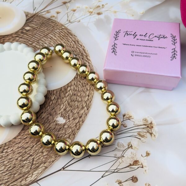 Classy and sassy, golden beads chain - Image 2