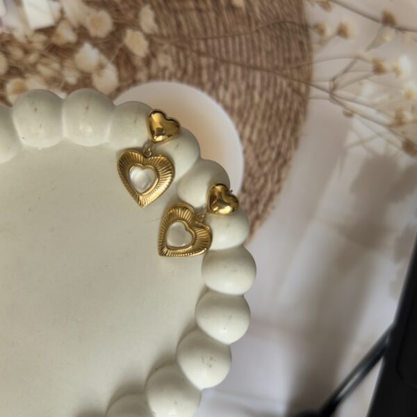 Beautiful Anti tarnish gold plated daily wear Heart earrings short dangler style - Image 2