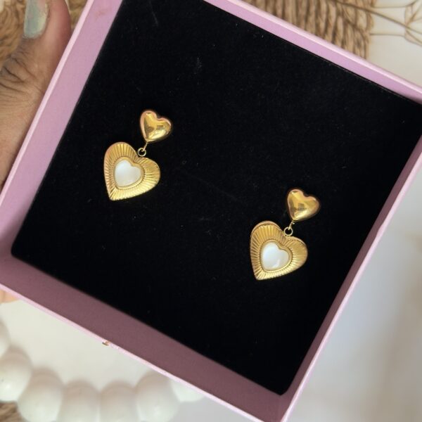 Beautiful Anti tarnish gold plated daily wear Heart earrings short dangler style - Image 4