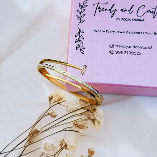 Nail  Daily wear Bracelet