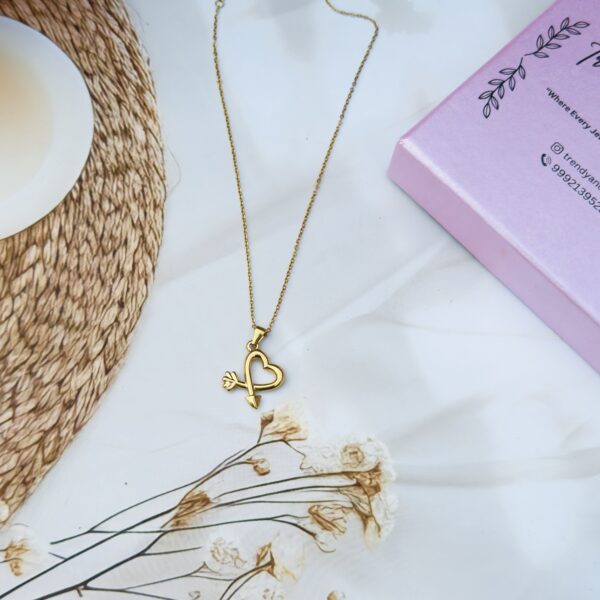Heart neckpeice